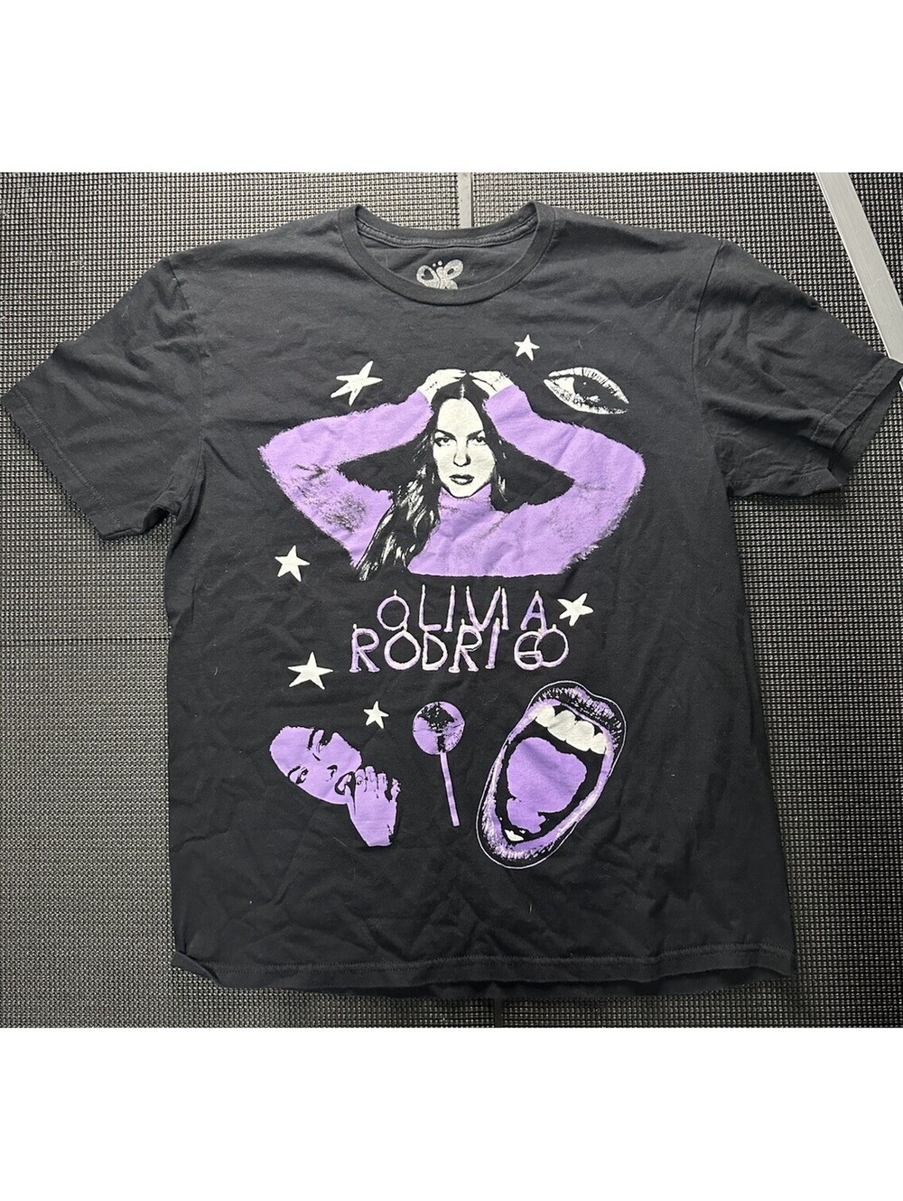 Olivia Rodrigo black purple graphic tee alt pop grunge coquette vibe size L